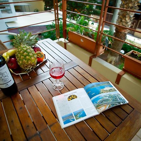 At Aqua Apartment Kallithea Афины Экстерьер фото