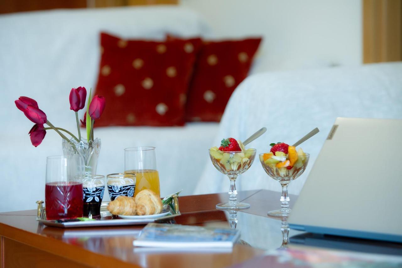 At Aqua Apartment Kallithea Афины Экстерьер фото