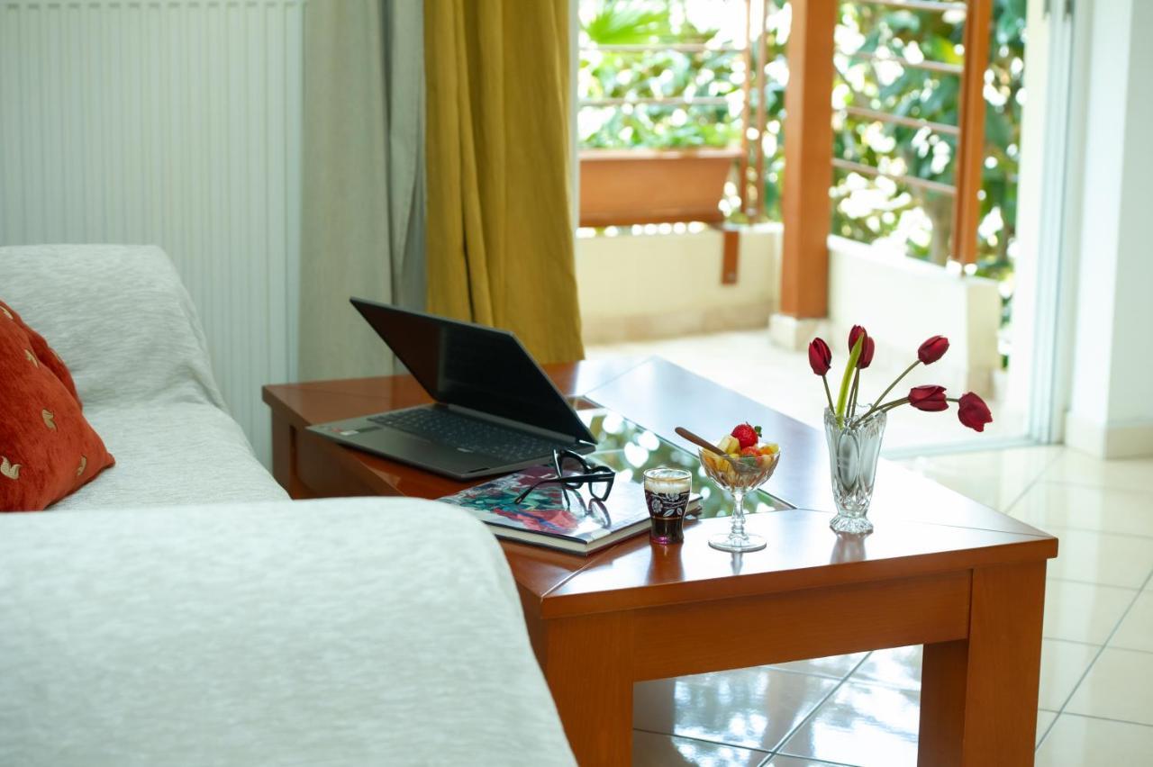 At Aqua Apartment Kallithea Афины Экстерьер фото